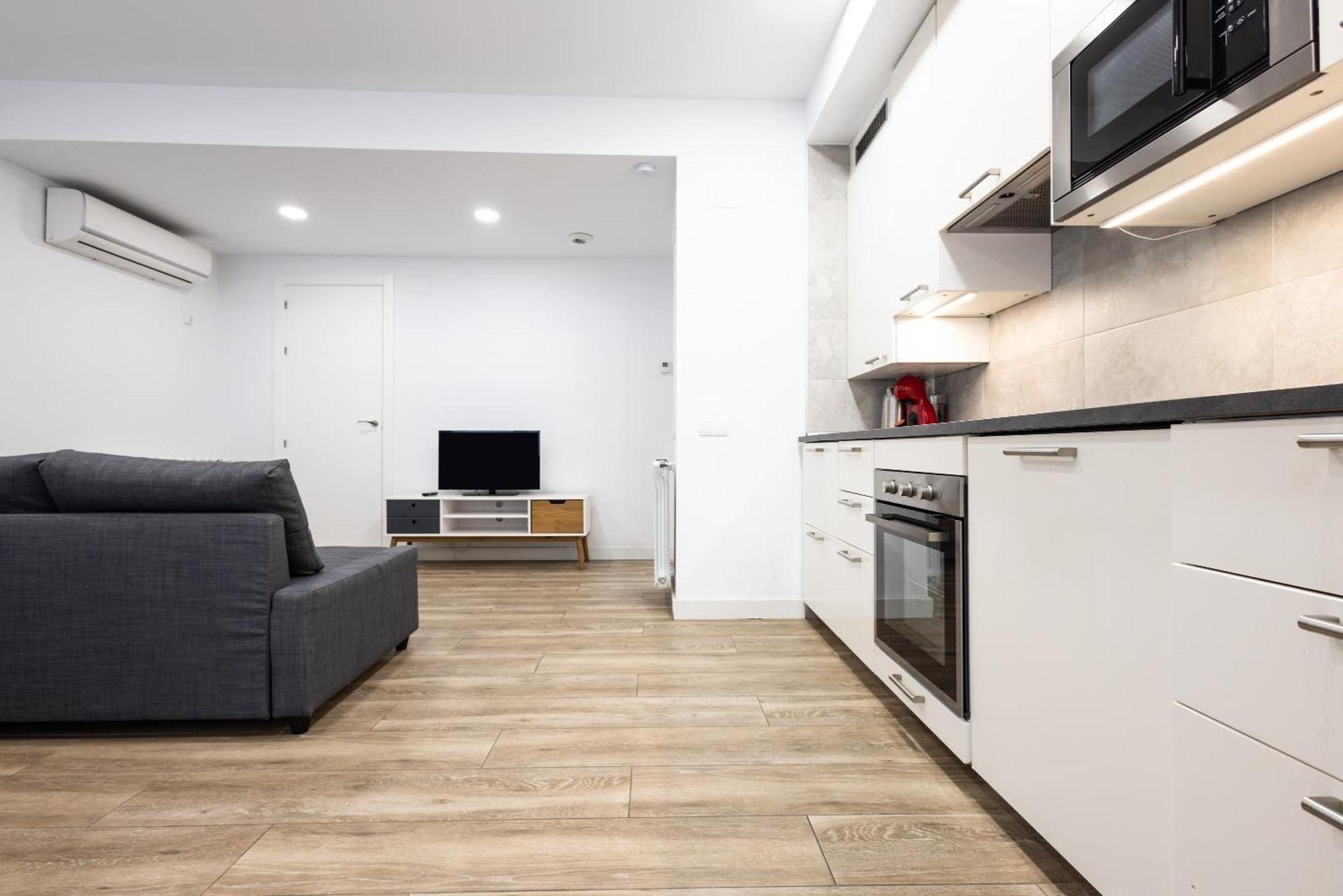 Stay U-Nique Apartments Fabra I Puig Barcelona Ngoại thất bức ảnh