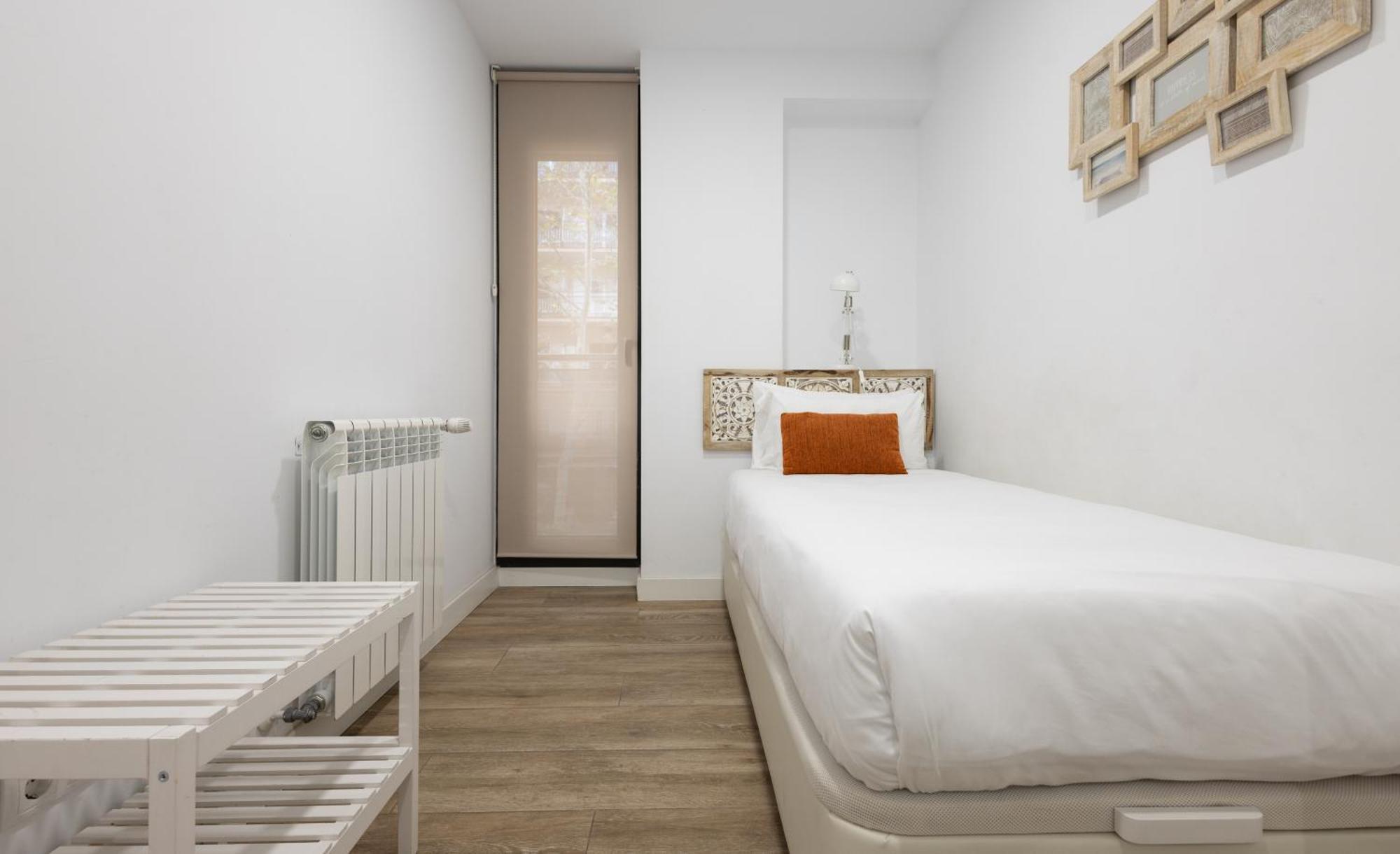Stay U-Nique Apartments Fabra I Puig Barcelona Ngoại thất bức ảnh
