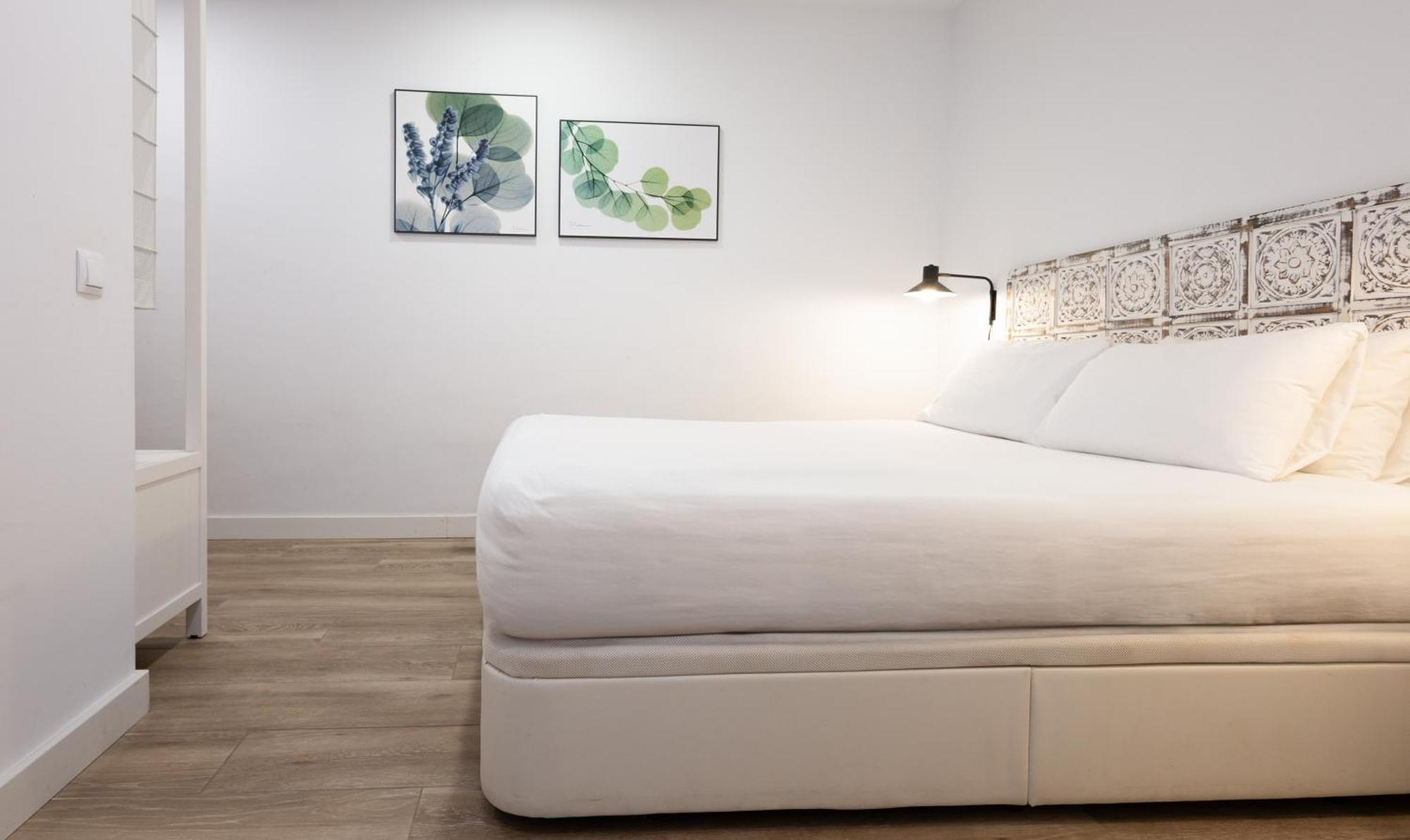 Stay U-Nique Apartments Fabra I Puig Barcelona Ngoại thất bức ảnh