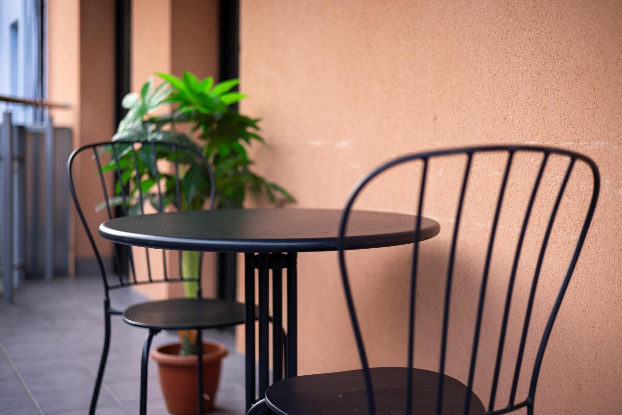 Stay U-Nique Apartments Fabra I Puig Barcelona Ngoại thất bức ảnh