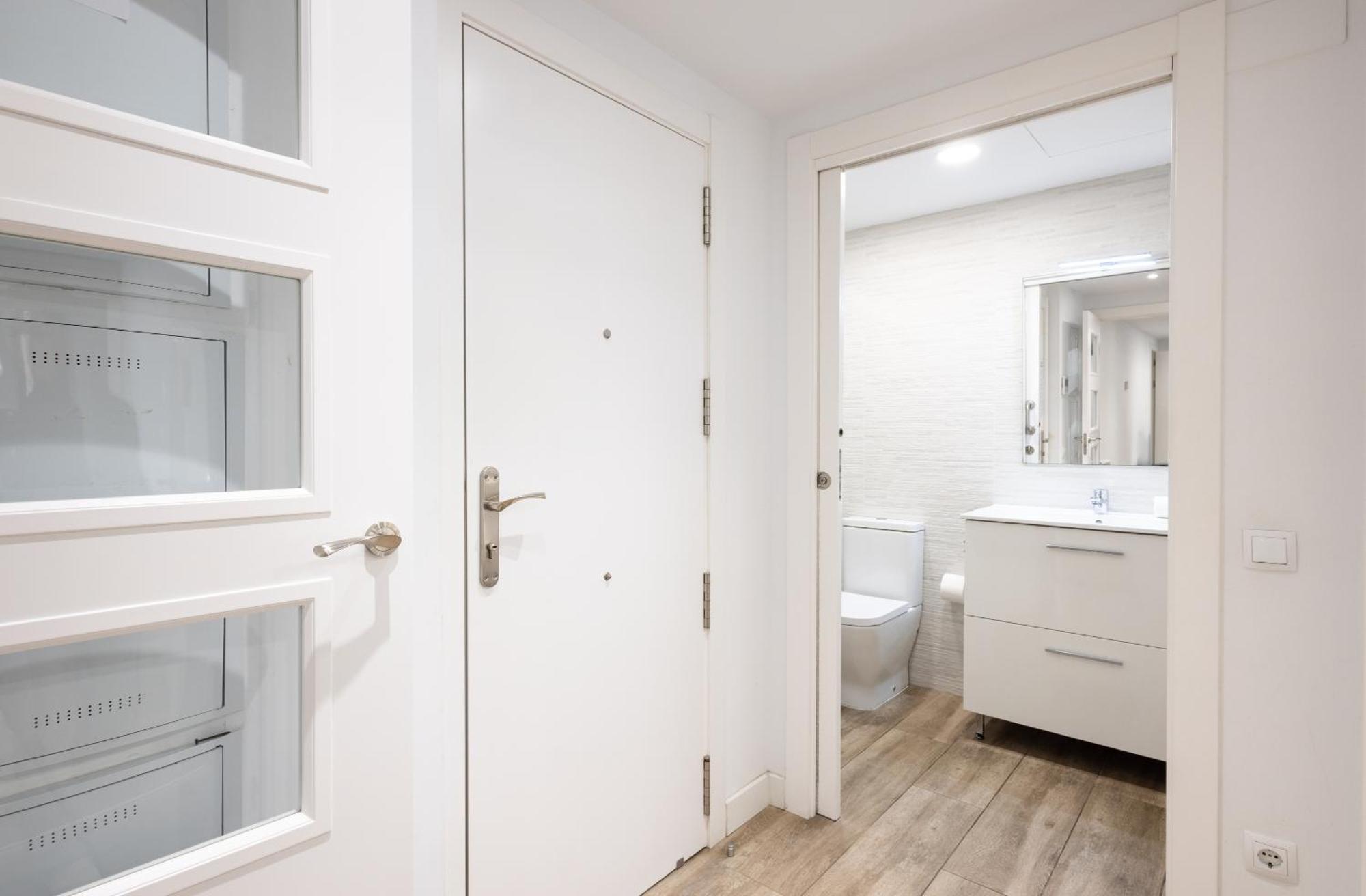 Stay U-Nique Apartments Fabra I Puig Barcelona Ngoại thất bức ảnh