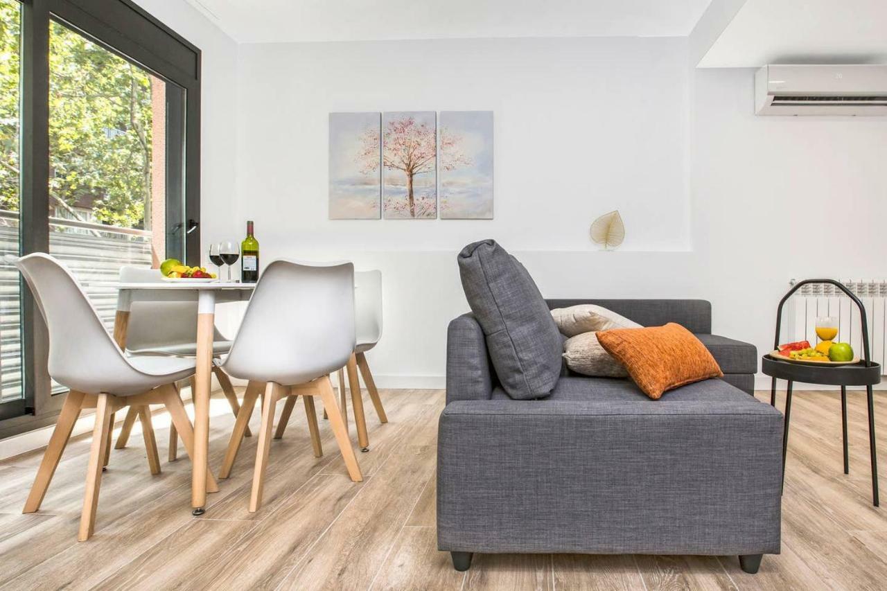 Stay U-Nique Apartments Fabra I Puig Barcelona Ngoại thất bức ảnh